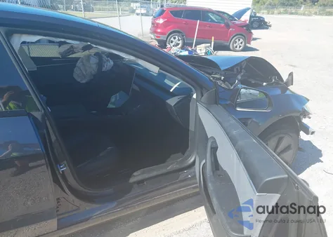 2025 Tesla Model 3 Long Range Rear-Wheel Drive from USA, damaged, VIN 5YJ3E1EA0SF988066